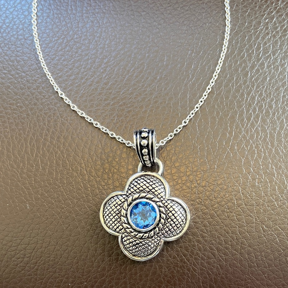 Elegant Sterling Silver 925 Necklace with Blue Topaz Pendant